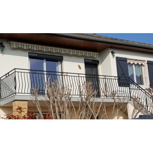 VOLET-ROULANT-MONOBLOC- SOLAIRE & INTELIGENT-Petit coffre hauteur 127 à 172 mm